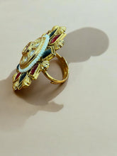 Ethnic ring